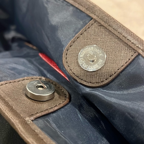 Tommy Hilfiger Red & Brown Tote Bag Purse - Picture 10 of 15